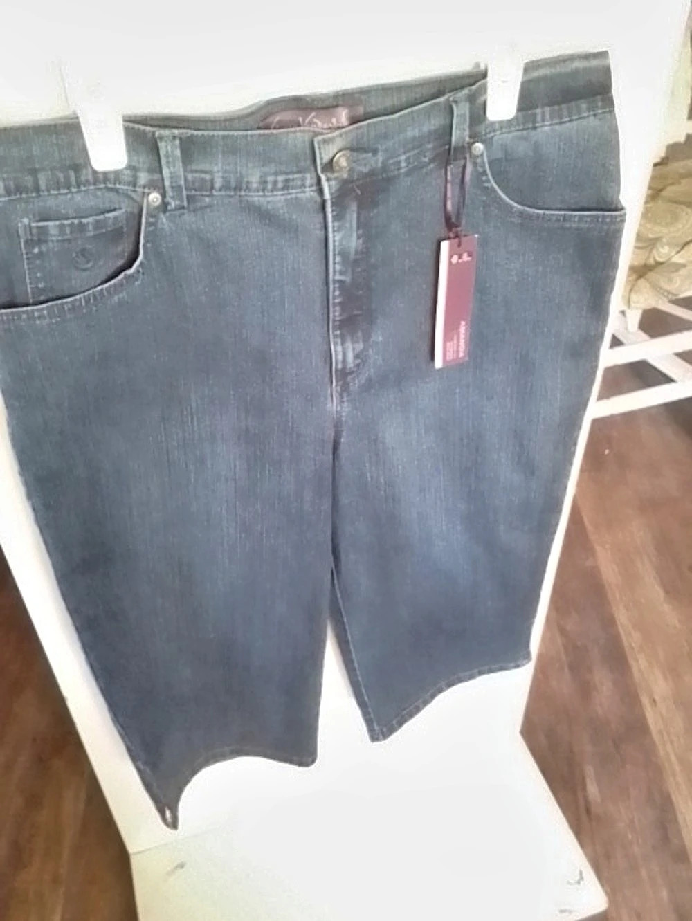 (37). 40Gloria Vanderbilt, Amanda Classic Fit Mid Rise Boot Cut Blue NWT